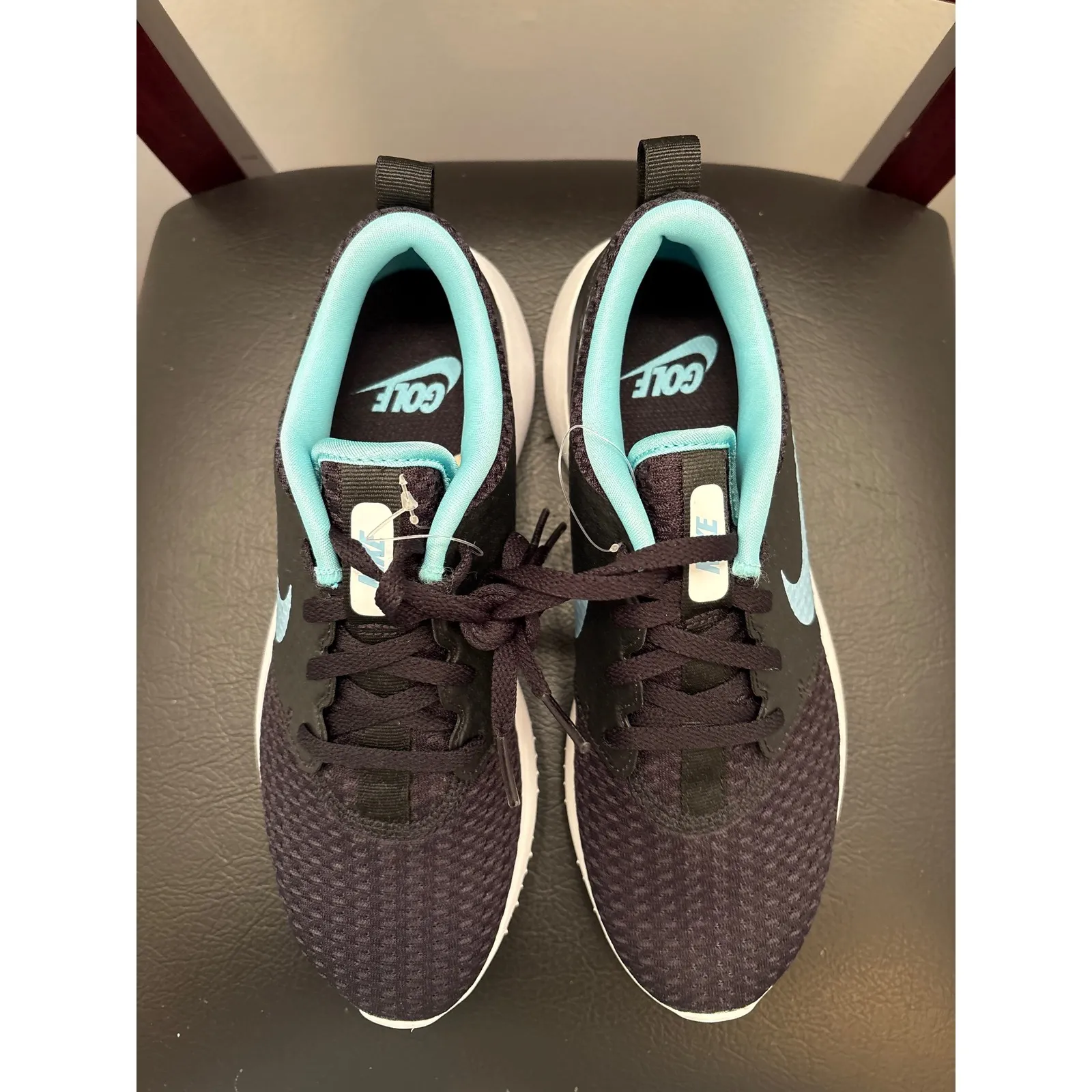 Nike Roshe Golf Shoes Women Size 7 Black Aqua Lightweight Spiked Cleats - Image 3