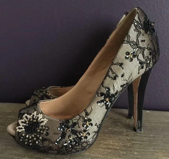 Badgley Mischka Women’s Stella Black Lace Embellished Heels Open Toe size 6 EUC - Image 1