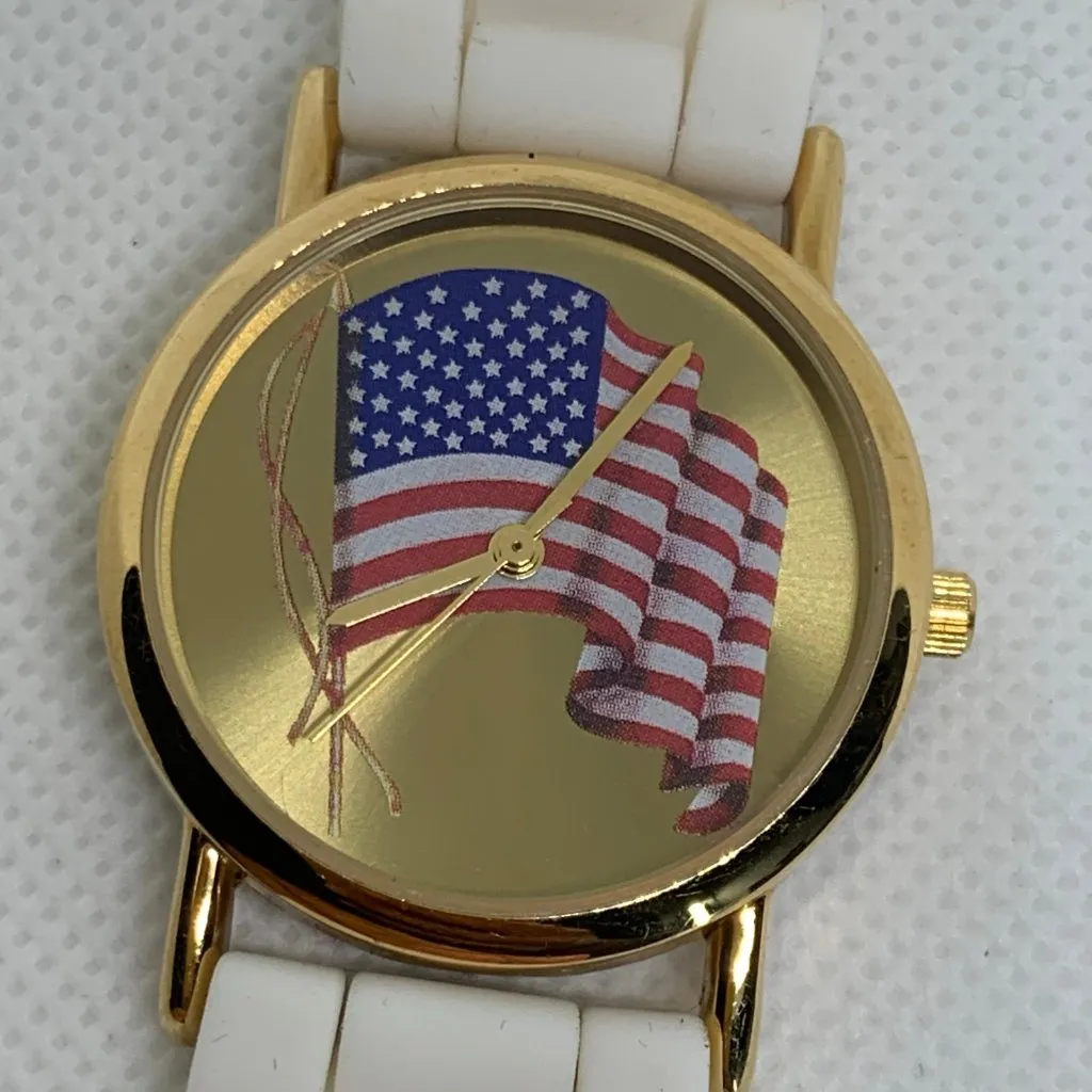 Valdawn USA flag dial watch gold tone 33mm quartz white silicon band running - Image 3