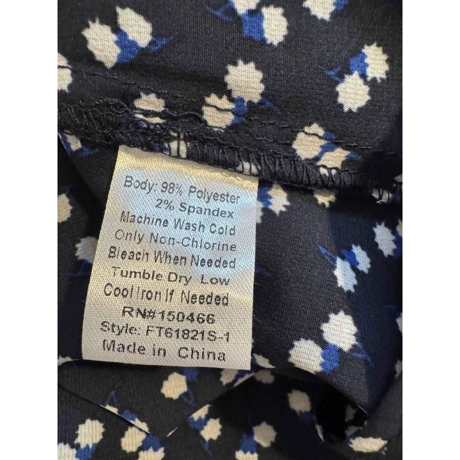 Monday Fun Blouse Women XXL Navy Blue Flower Round Neck Short Sleeve Shirt EUC - Image 4