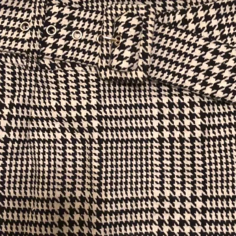 Forever 21 Houndstooth Print Mini Skirt - Image 3