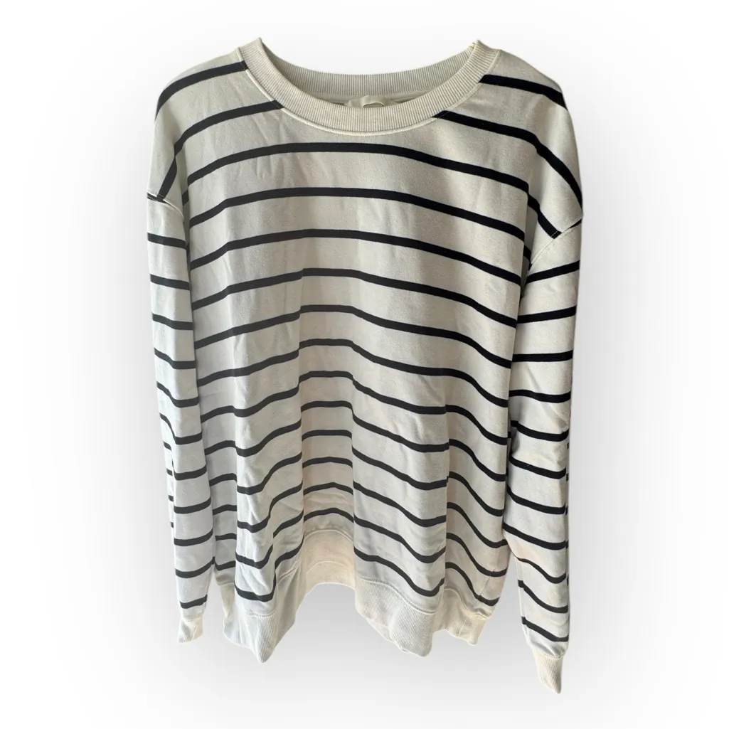 H&M Navy Blue and White Striped Sweatshirt top - Image 2