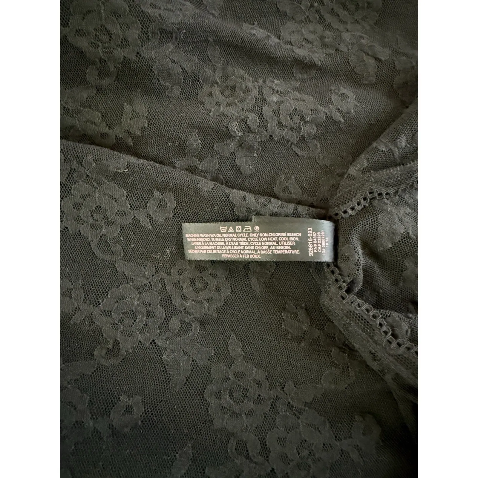 Victoria's Secret Sheer Lace Top Sz M Black Floral Long Sleeve Layering Tee Goth Size M - Image 7