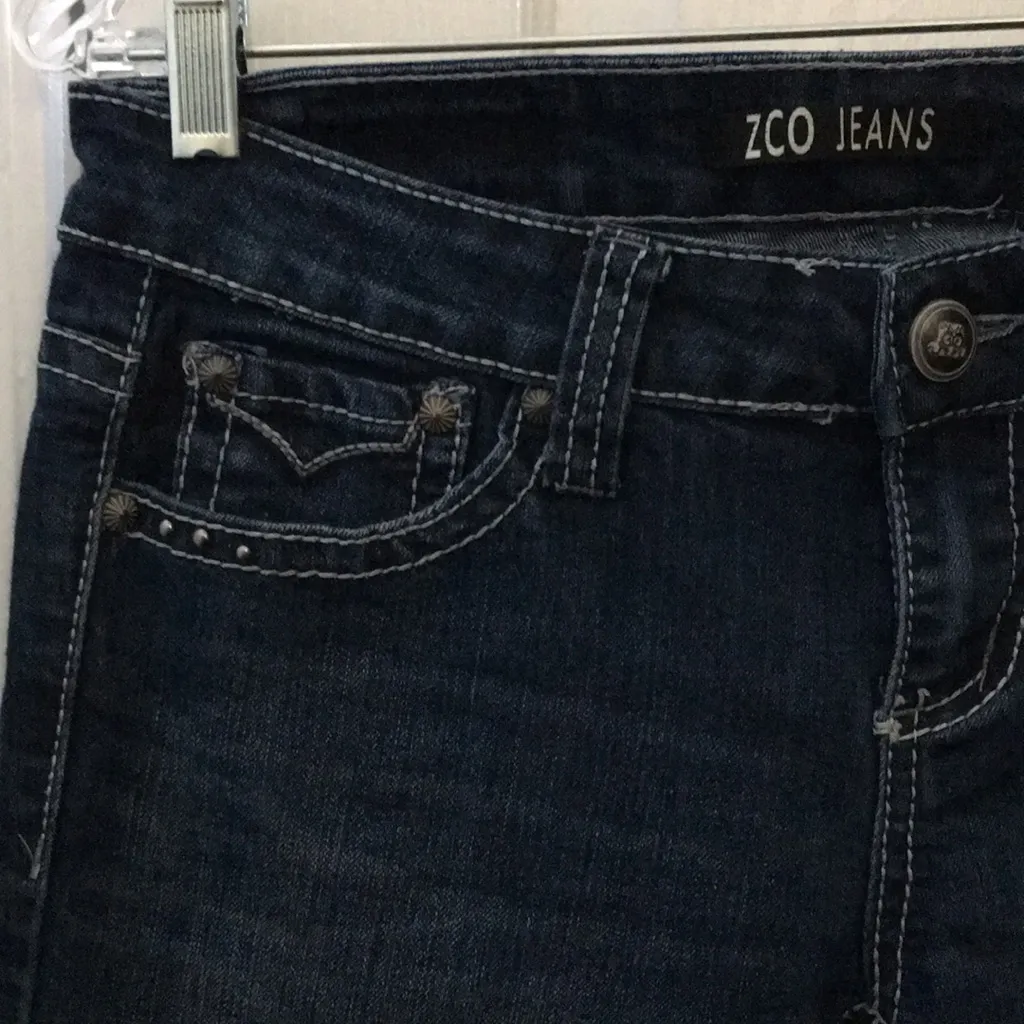 FINAL MARKDOWN Zco embellished junior jeans 9 Size undefined - Image 5