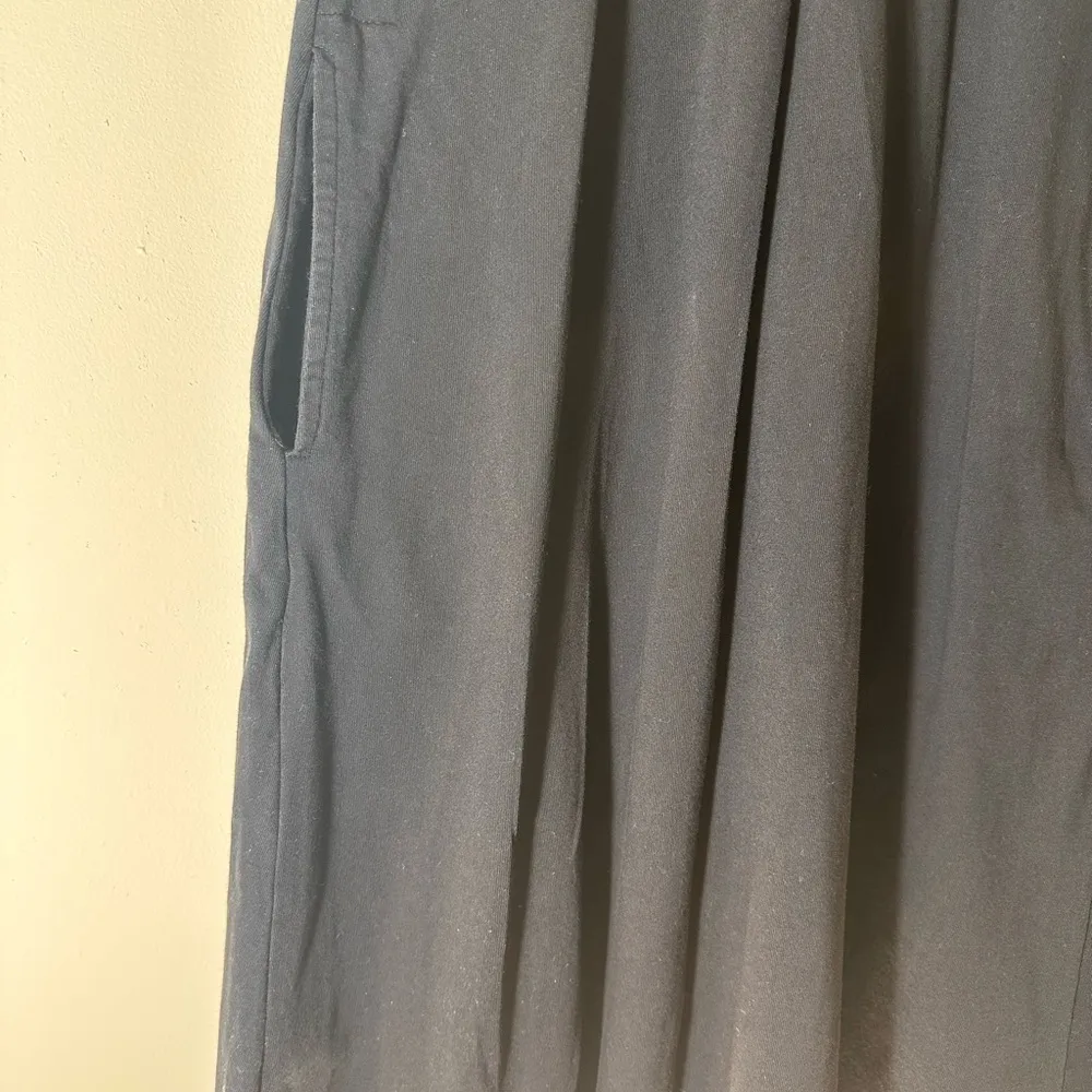 Anthropologie Velvet by graham & Spencer Allure Midi dress black size M - Image 11