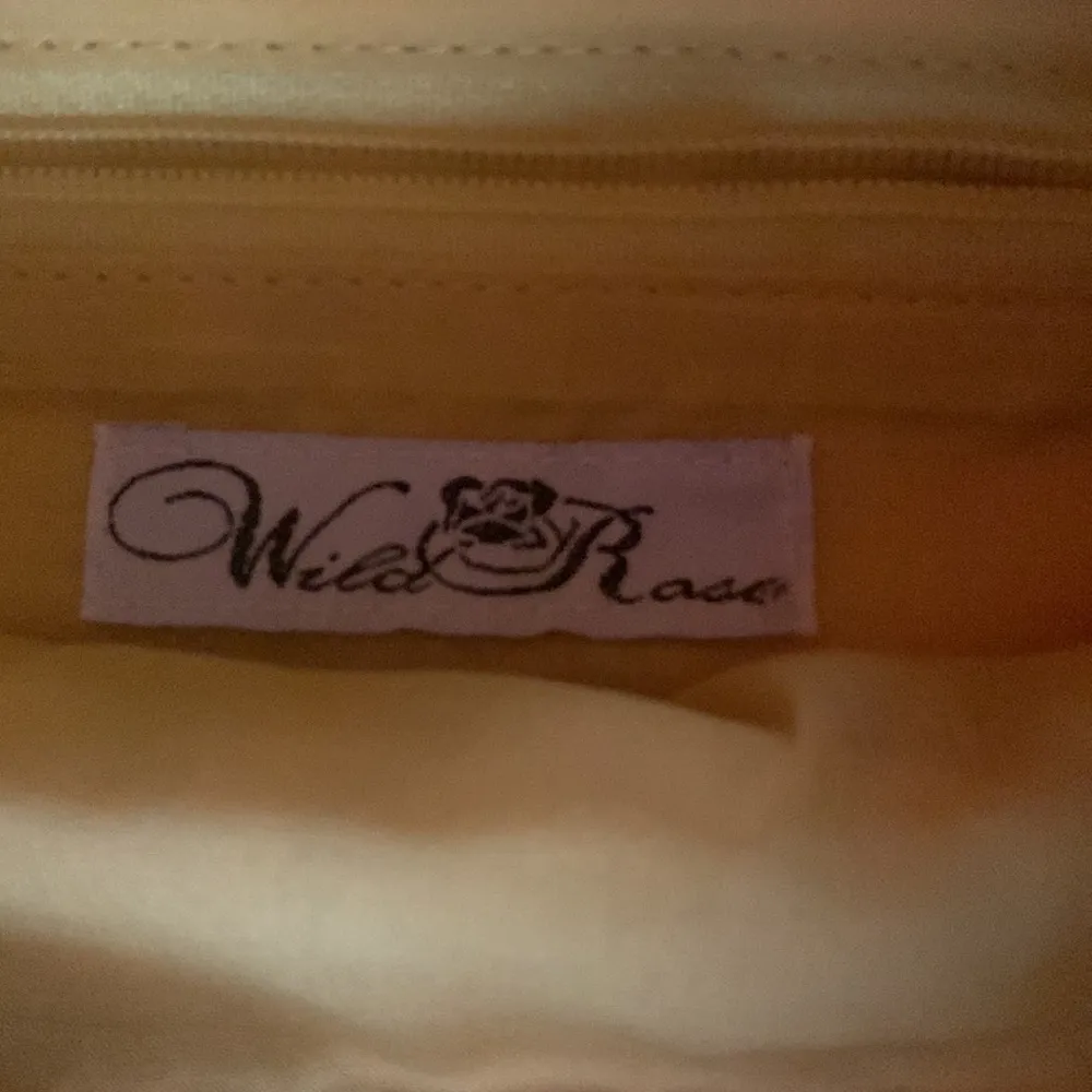 NWOT Wild Rose Handbag - Image 2