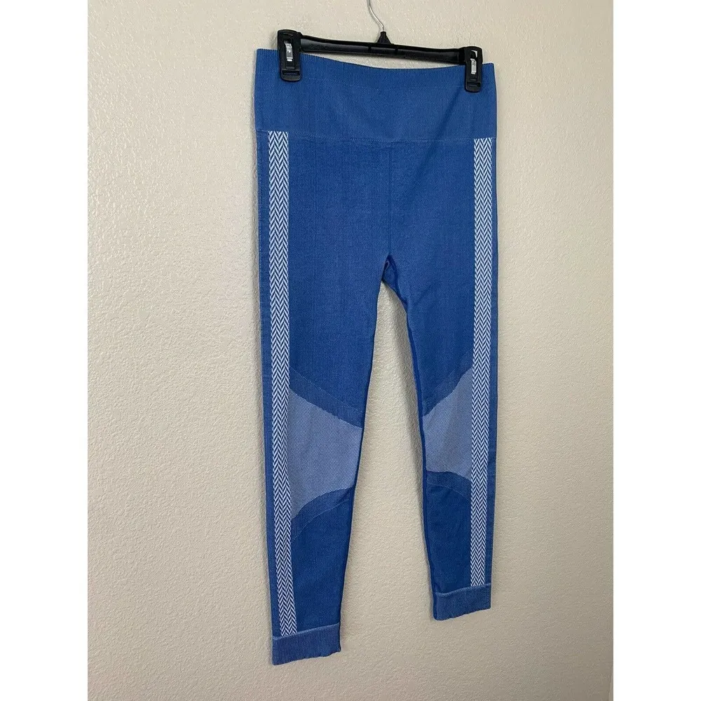 Fabletics High Waisted Seamless Check Legging - Image 2