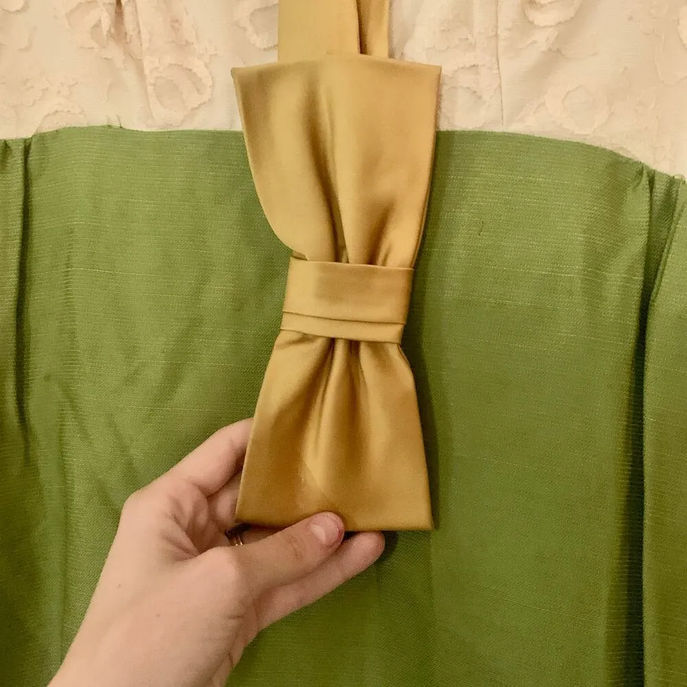 Vintage Green Maxi Dress with Satin Bow Belt 1970s Cream Lace Formal Dress - Image 6