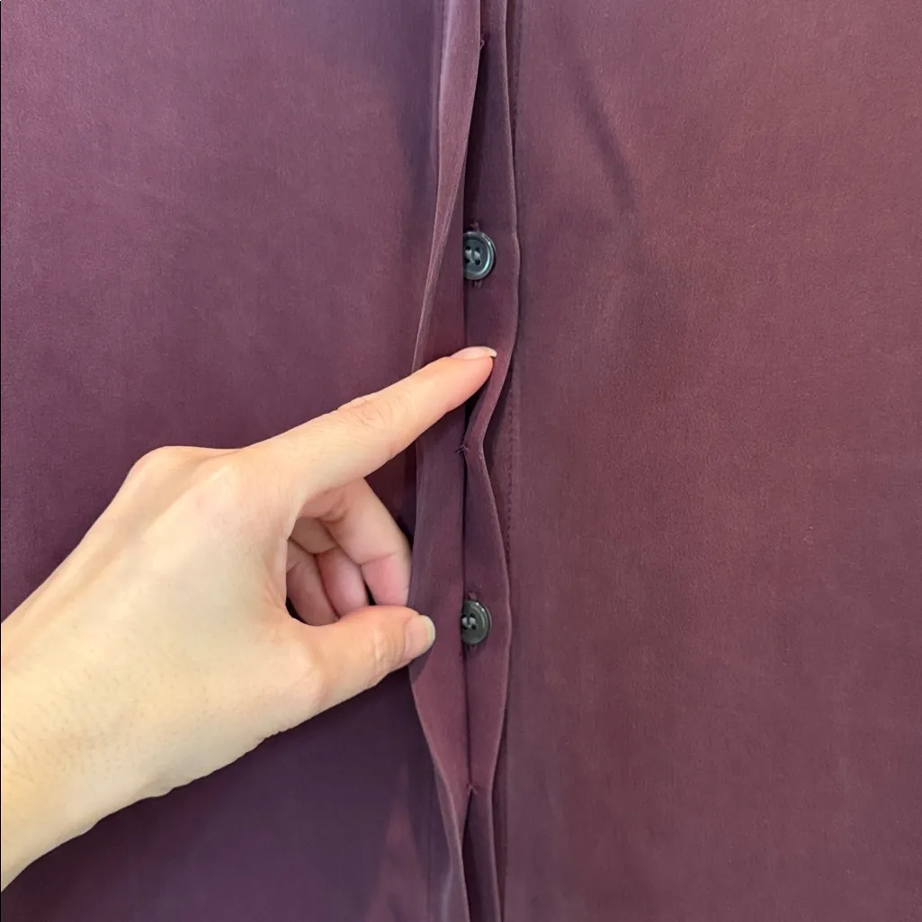 Theory 100% Silk Button Down Shirt Burgundy Size Medium - Image 5