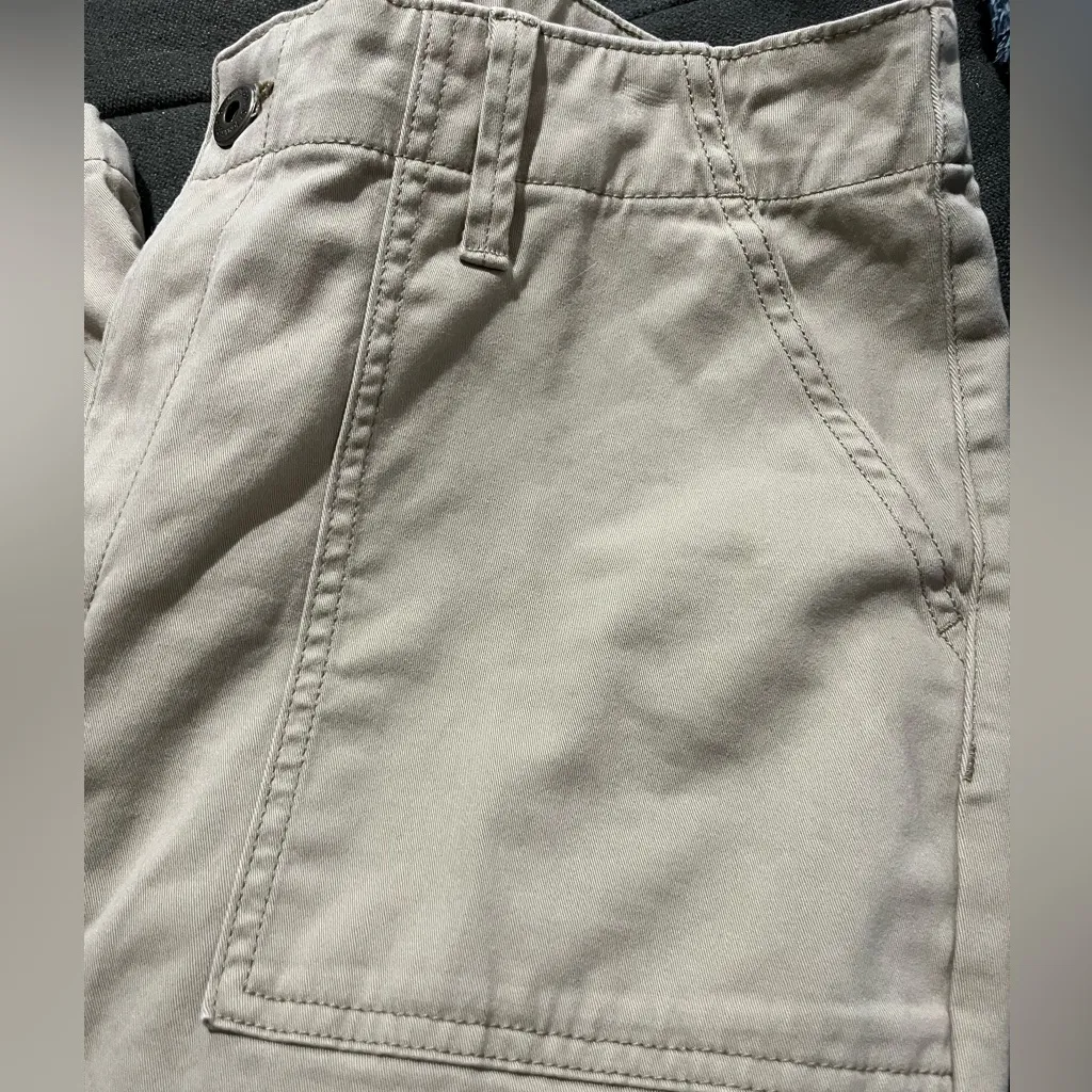 St Johns Bay Pants Womens 12 Beige Khaki Chino Straight Cuffed High-Rise Spandex - Image 9