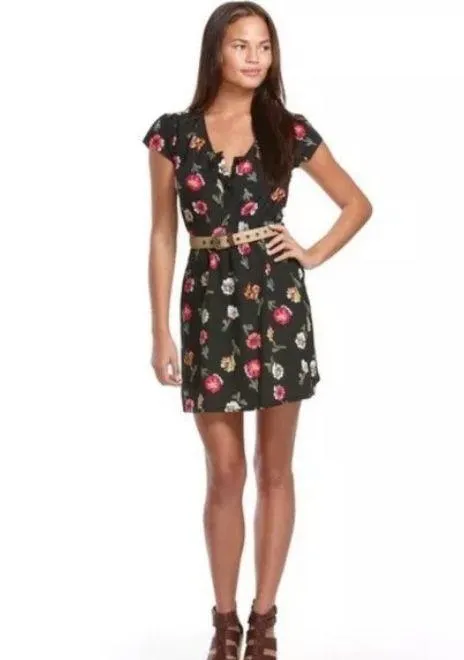 Mini Floral Dress Sz Medium - Image 2