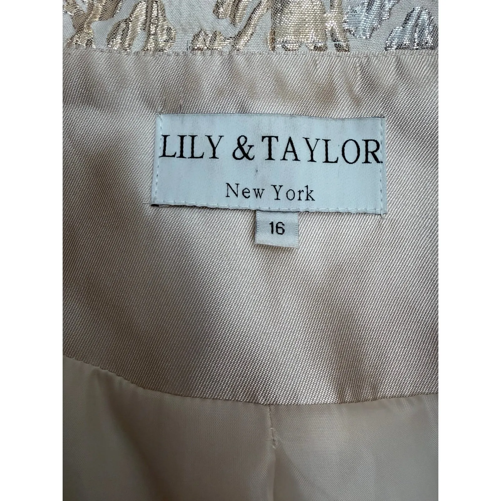 Lily & Taylor brocade blazer gold silver‎ metallic jeweled clasp jacket size 16 - Image 5