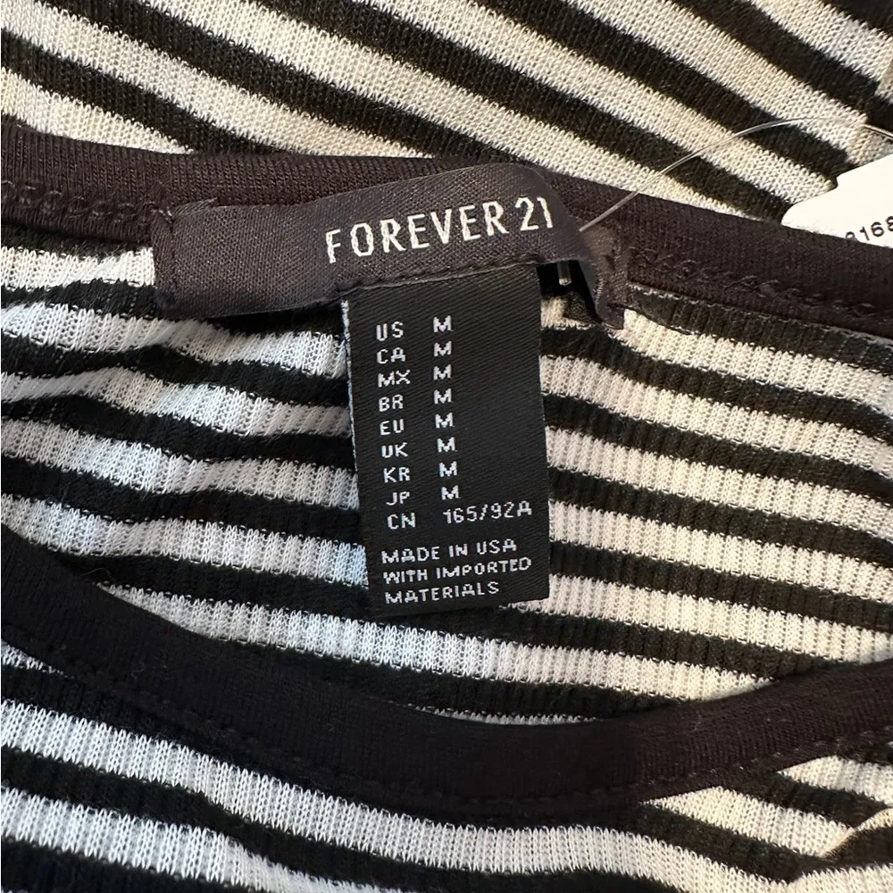 NWT Forever 21 Black White Stripe Ribbed Crop Tank Top Stretch Knit Size Medium - Image 6