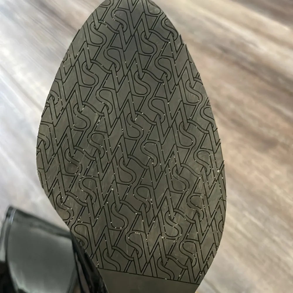 Stuart Weitzman Jean Black Patent Wedge 7.5 - Image 9