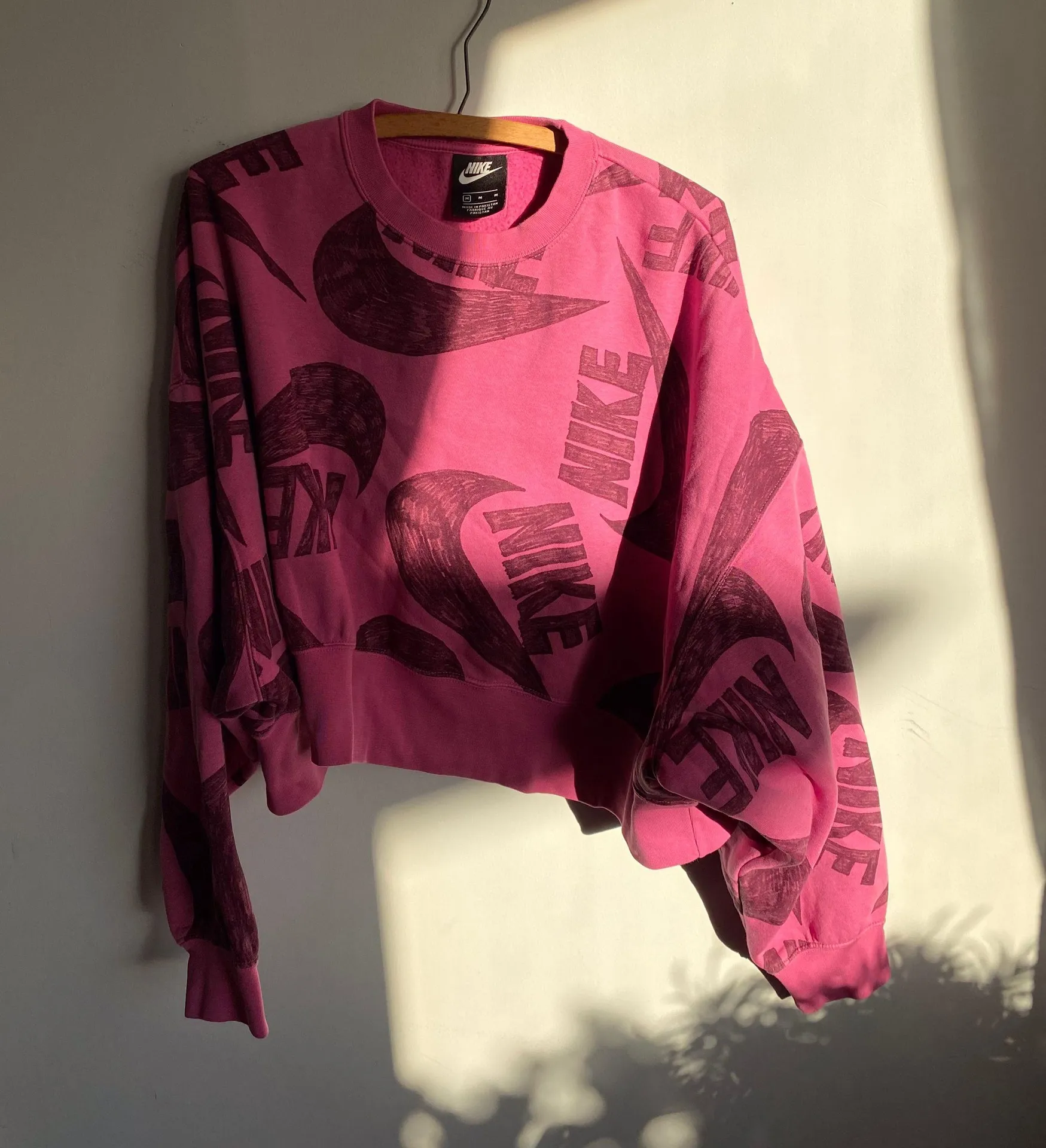 Nike Cropped Sweatshirt - Image 2