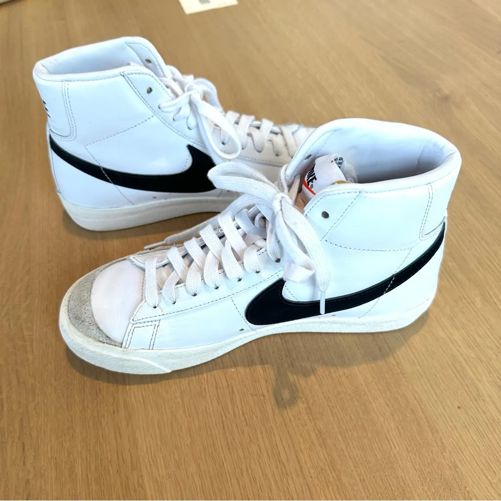 Nike Blazer Mid '77 Shoes Women's Size 7.5 White Black Leather High Top Sneakers - Image 3
