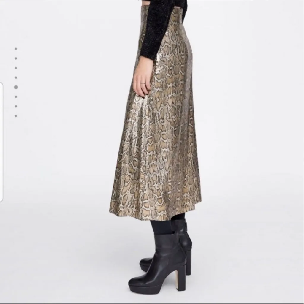 NWT Zara sequin python print skirt - Image 2