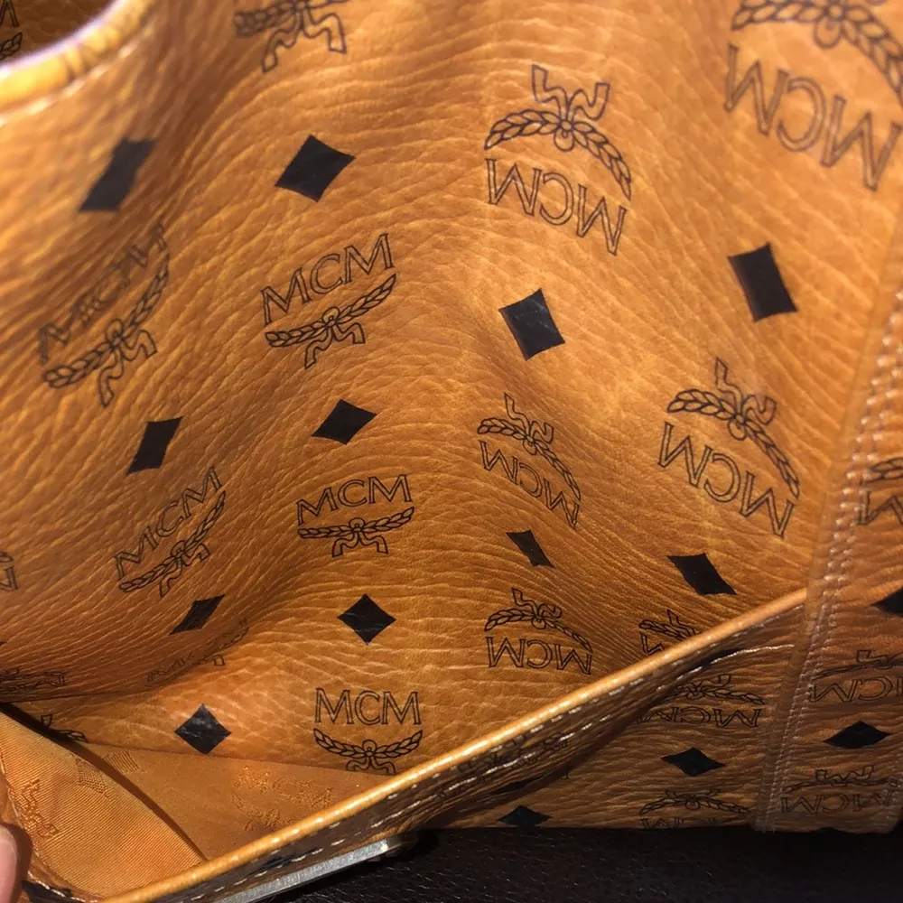 MCM Cognac Vicetos Heritage Top Zipper Closure Shoulder Bag Authentic EUC - Image 6