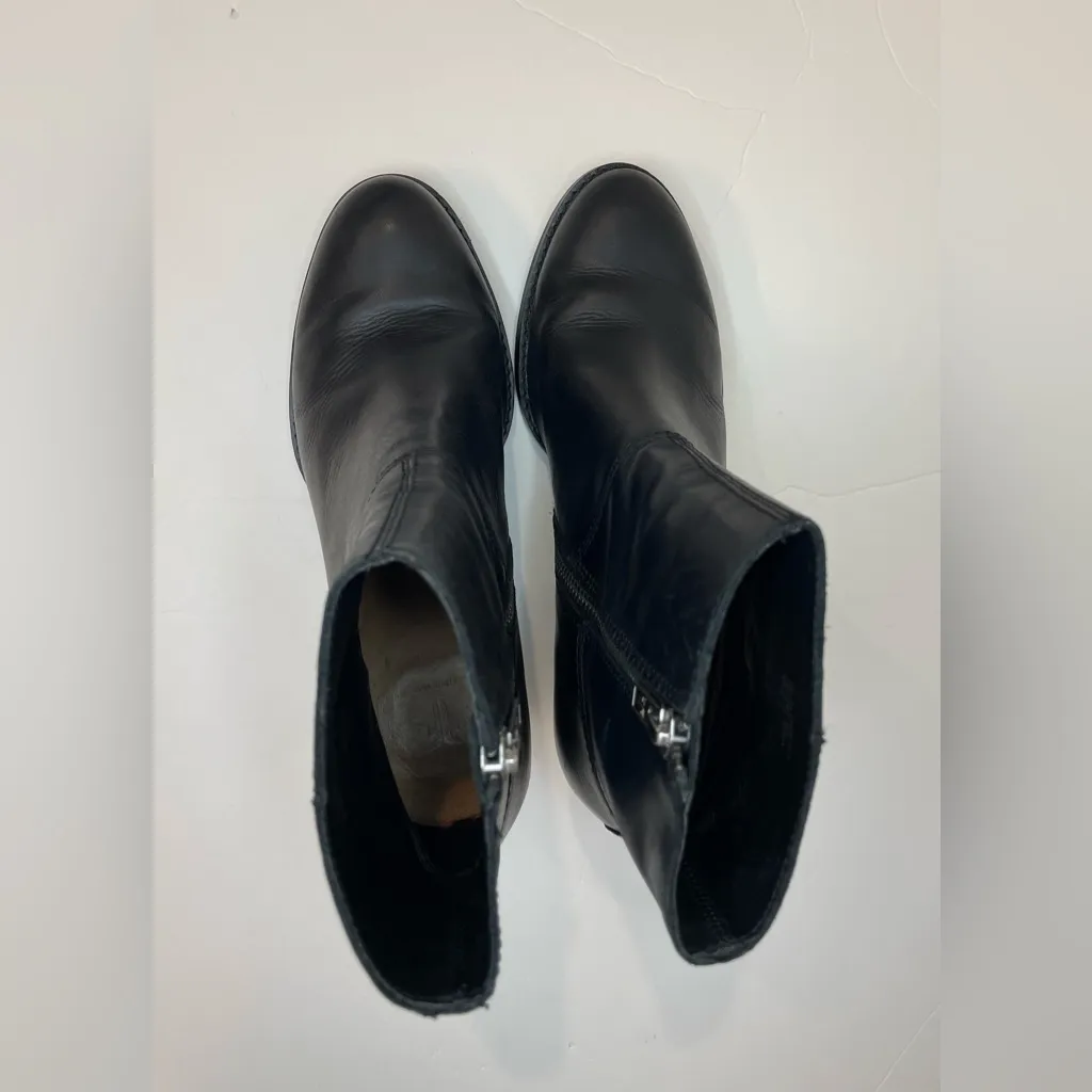 Frye Women’s Megan Black Leather Ankle Booties Size 7 M - Image 7