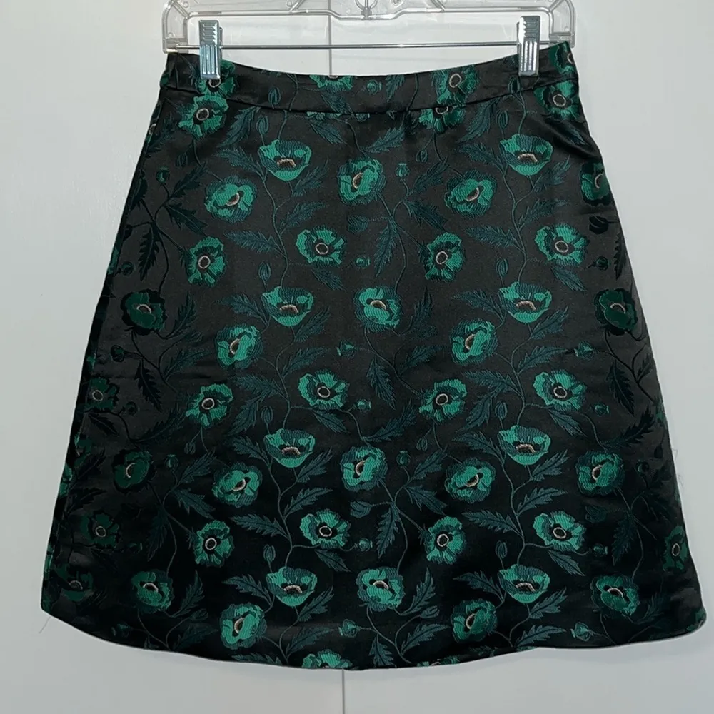 J Crew Floral Flat Front A-Line Lined Skirt Women’s Size 2 Black & Green - Image 5