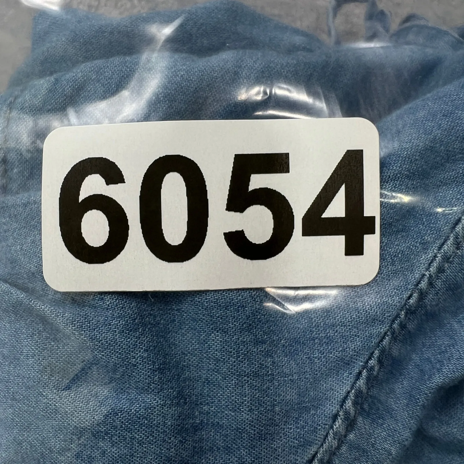 Torrid Women's Denim Jacket Size‎ 2 Blue Lightweight Hooded Drawstring Anorak - Image 10