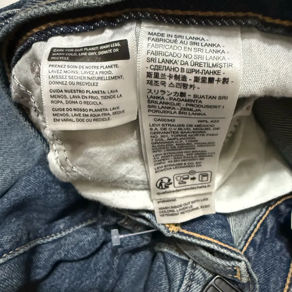 Levi’s® Women’s 94 Baggy Bootcut Jeans – Medium Wash Size 32 - Image 6