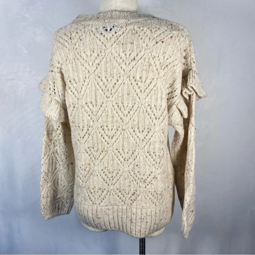 Old Navy Ruffle Sleeve Chunky Knit Oatmeal Sweater size Medium M 742590 - Image 5