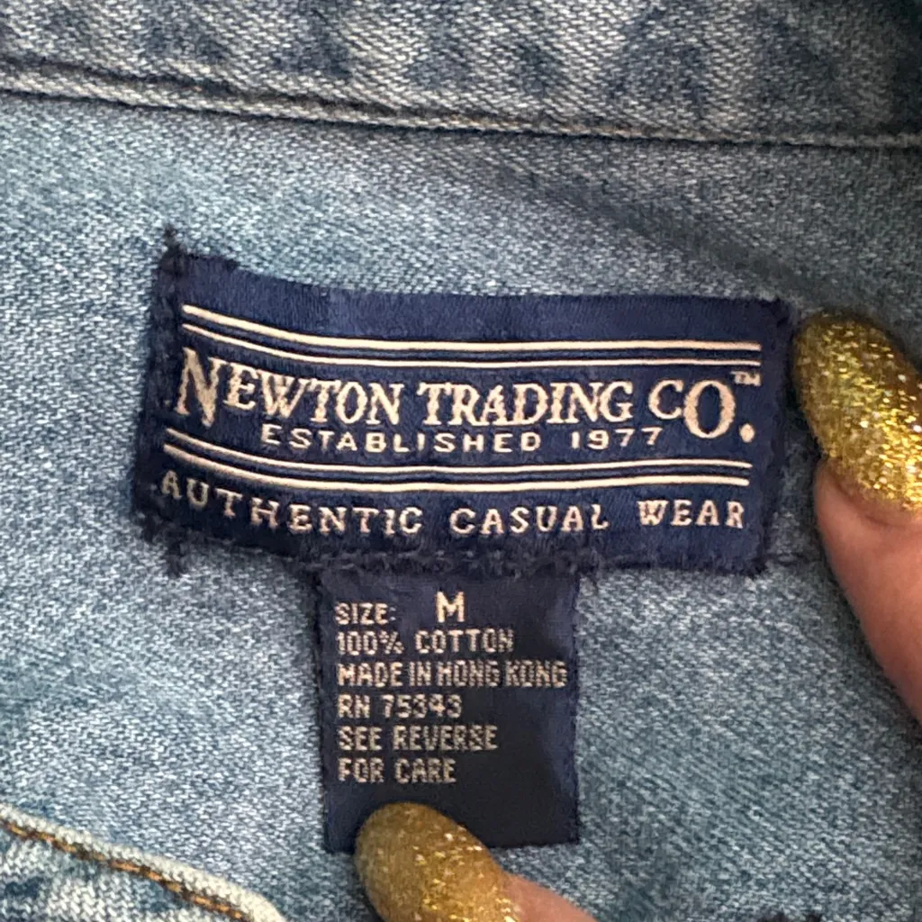 Newton Trading Co. Vintage Blue Denim shirt with Bear and Tree Design Size M - Image 12