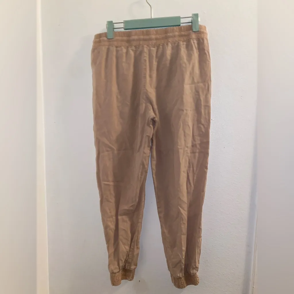 Cloth and Stone Anthropologie women’s size small light brown joggers - Image 3