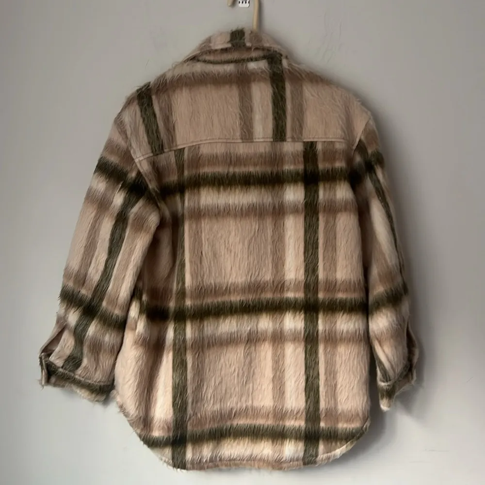 American Eagle Womens Faux Fur Plaid Oversized Shirt Jacket XS ♦️ - Image 6
