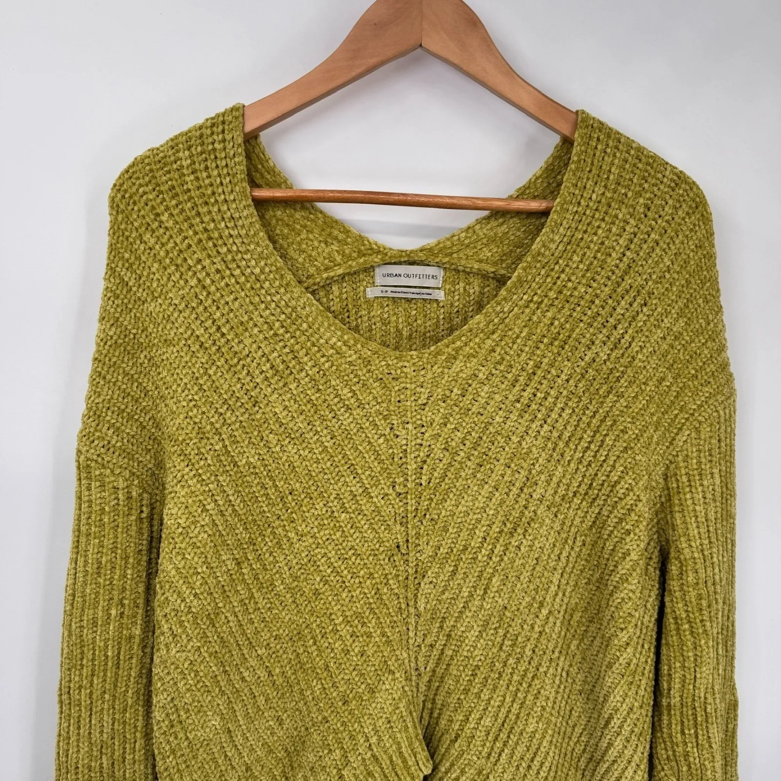Urban Outfitters Sweater Womens Small Green Polyester Soft Chenile Halloween - Image 2