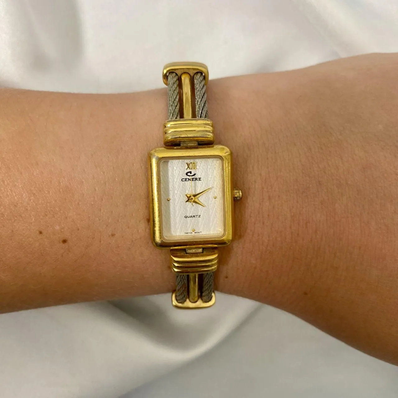 Vintage Cenere Quartz Dainty Two - Image 2