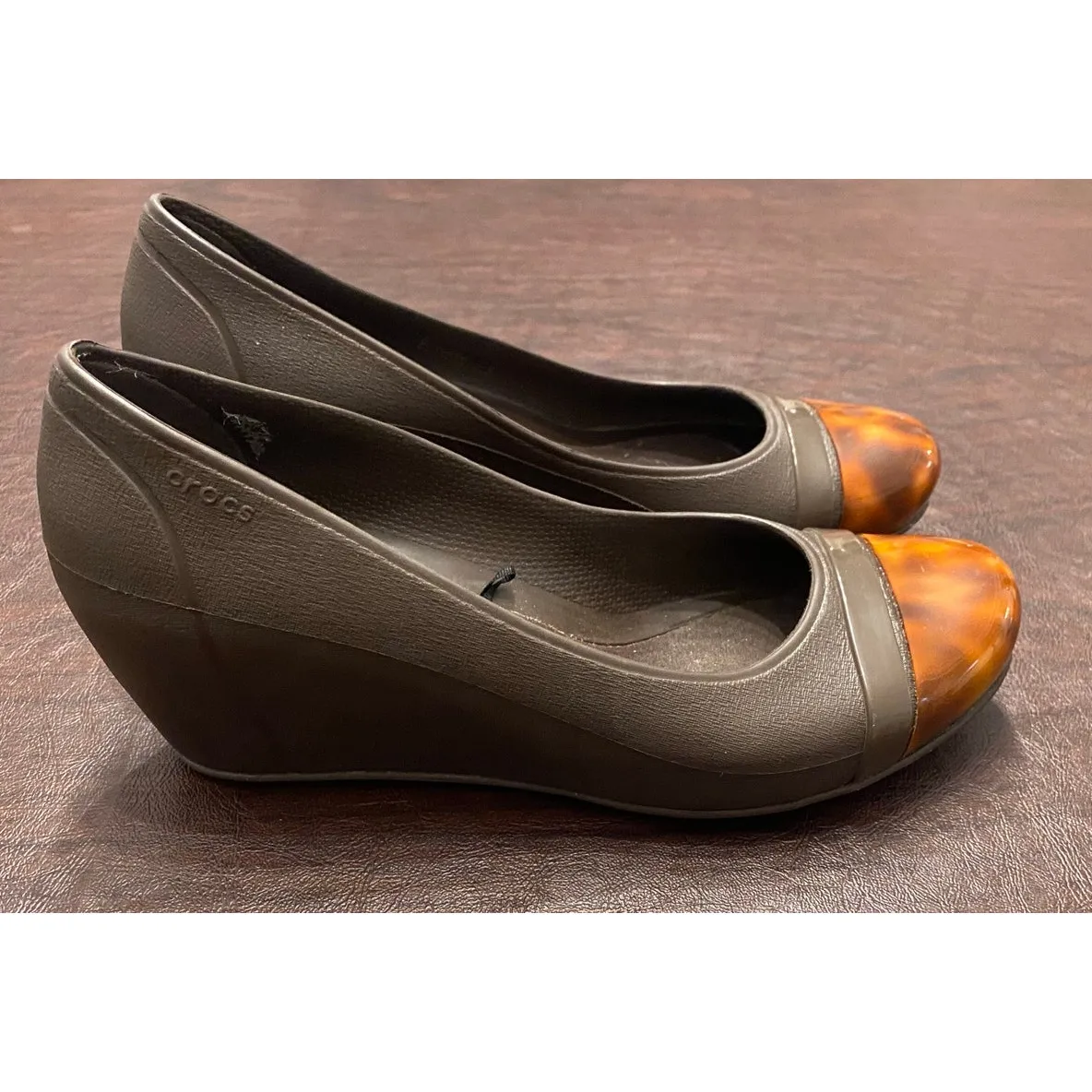 Crocs Brown Wedge Heels with Tortoiseshell‎ Cap Toe Size 8 Women’s Career Office - Image 2