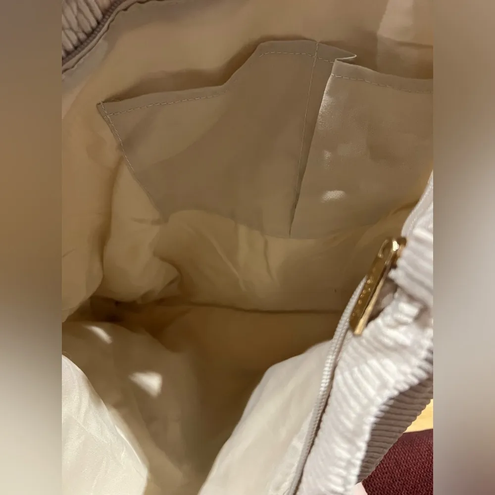 Vandel Corduroy Tote Bag with Zipper Pockets - Image 6