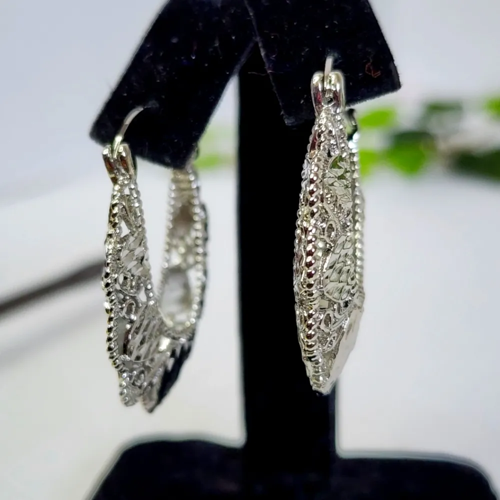 Silver Basket Style Hoop Earrings New - Image 3