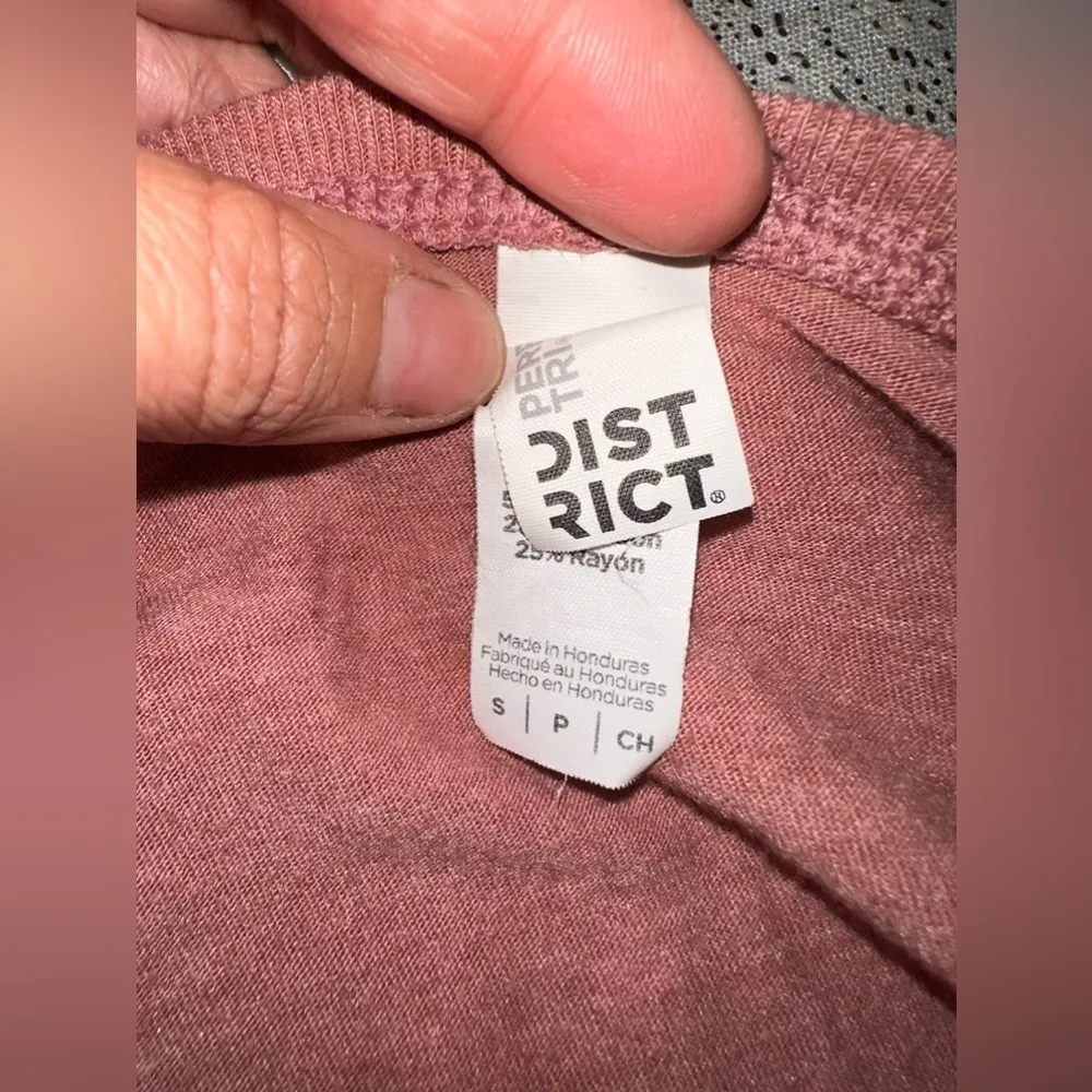 EUC NINE LINE BASIC WOMEN LONG SLEEVE T - Image 4