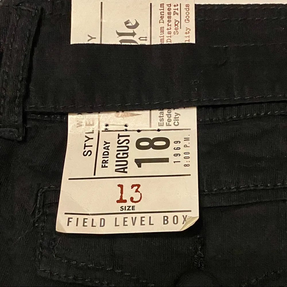 Freestyle Revolution from the Buckle cropped capri wide leg pants size 31 NWT - Image 10