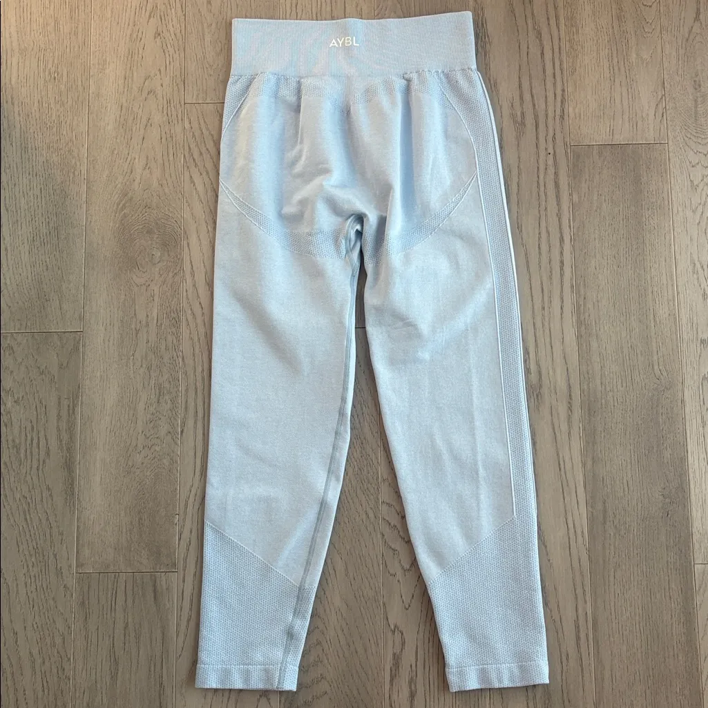 AYBL  Light Blue Seamless Leggings Size XL - Image 5