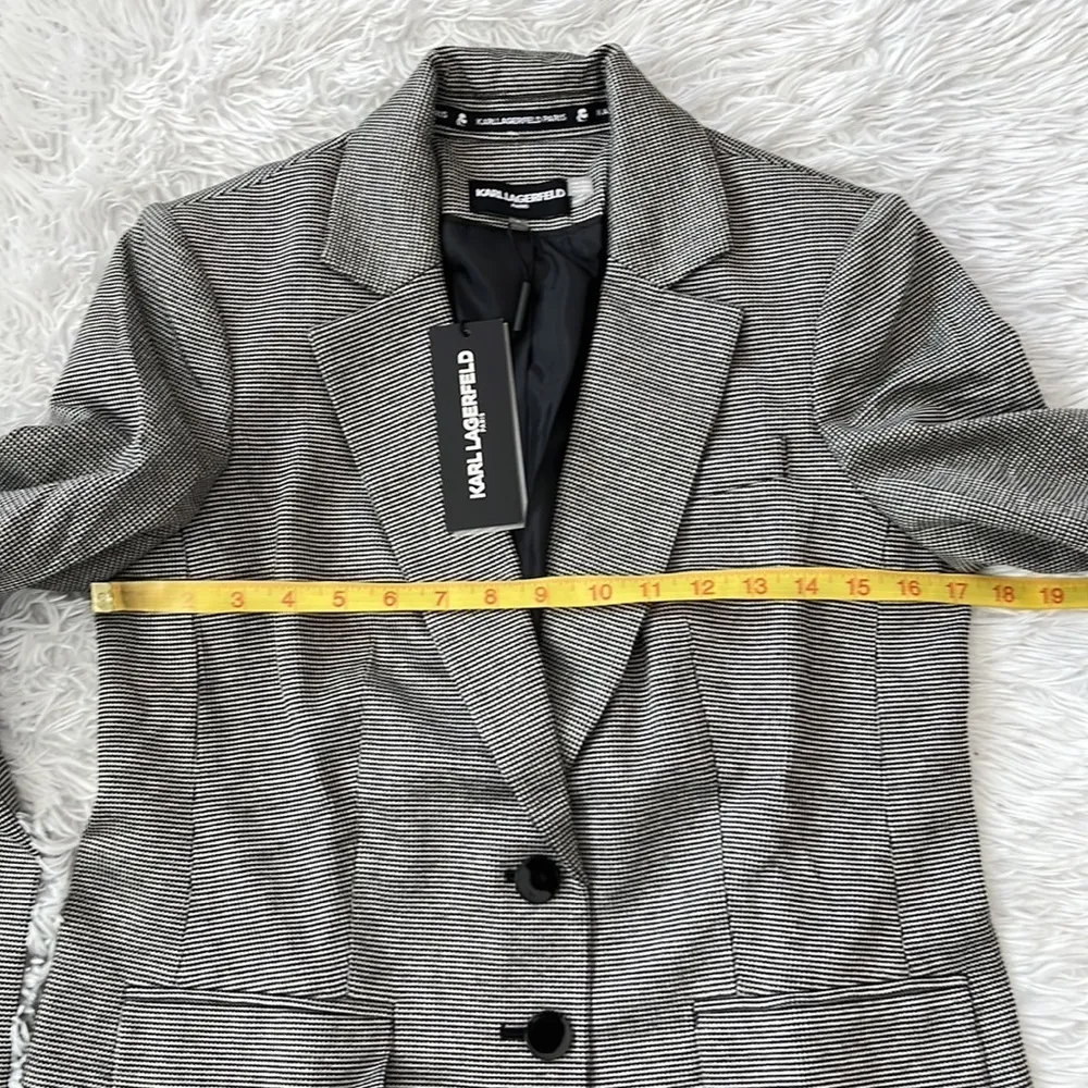 KARL LAGERFELD PARIS Women’s Houndstooth Blazer black/white size 6 - Image 10