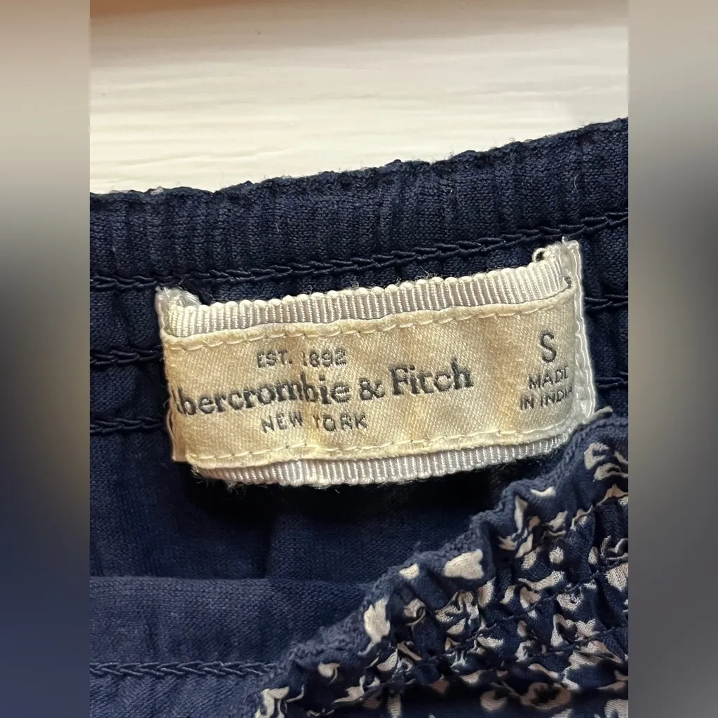 Abercrombie & Fitch Long Floral Skirt Blue and White Size S - Image 6