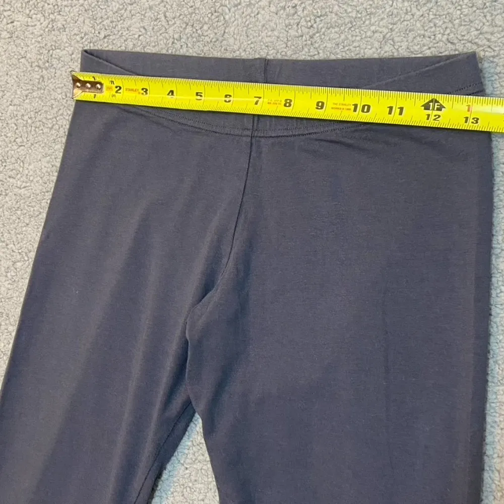 Raven + Lily Full Length Leggings Size Medium Gray and White Arrow Feather Print - Image 6