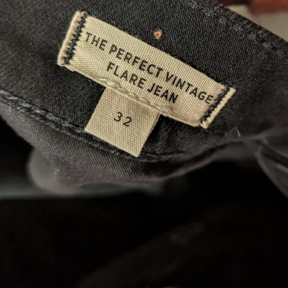 Madewell black the perfect vintage flare jeans size 32 - Image 5