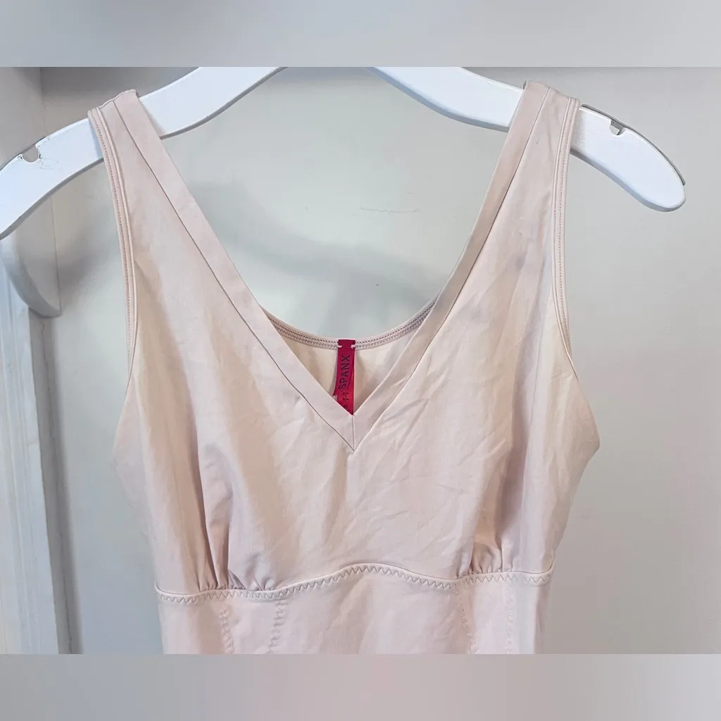 Spanx Sculpting Tank Top - Image 2