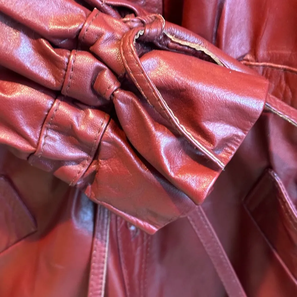 Oxblood Red Leather Trench Coat Vintage Sz M/L Sz 13/14 Fashion Designer Duster Size M - Image 4