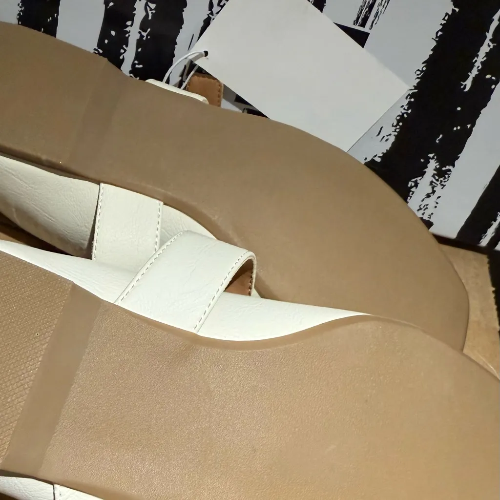 DV Dolce Vita Munich Mary Jane Flats | Ivory | Women’s Size 7 | New in Box - Image 3