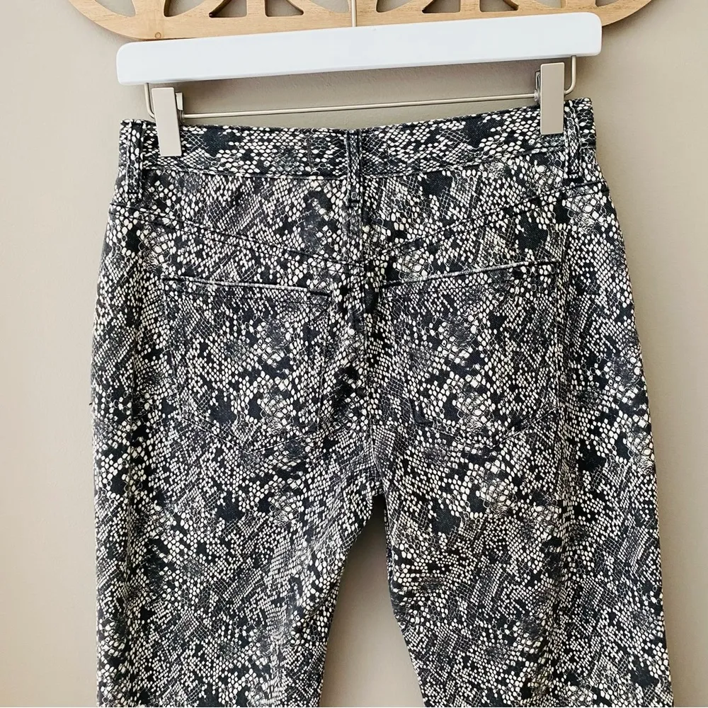 Free People Maggie Mid-Rise Printed Jeans Black/White Sz 25 - Image 6