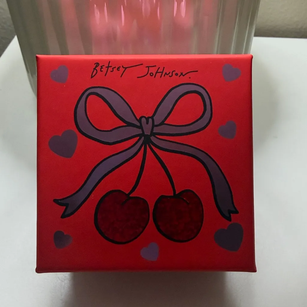 Betsey Johnson Pink Heart Earrings - Image 3