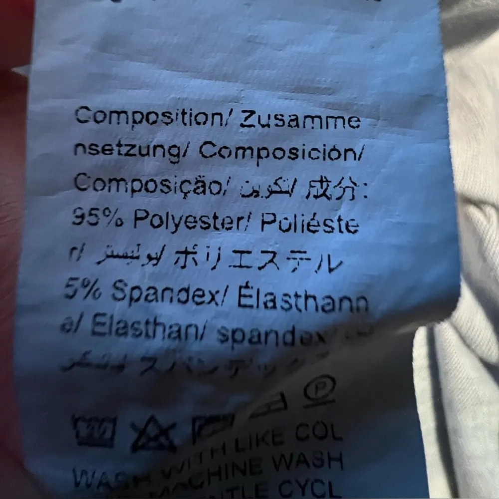 EMERY ROSE : ladies Yellowstone themed t - Image 7