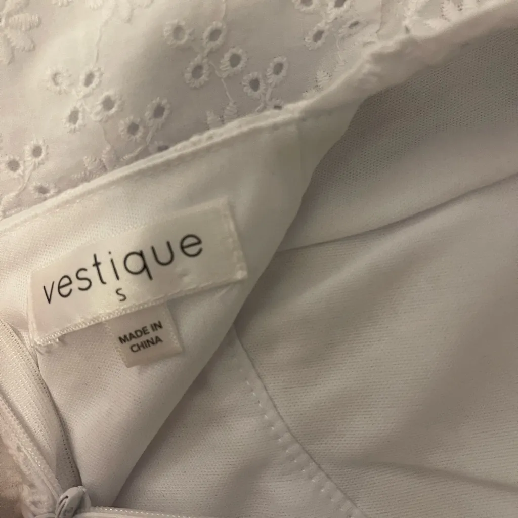 Vestique size small dress! A few minor stains I will get out! - Image 4