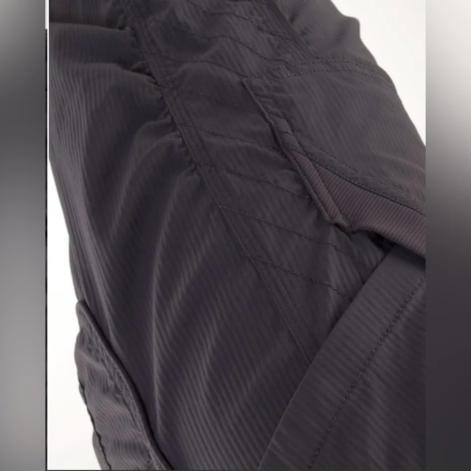 LULULEMON Quick Step Pant in Coal Gray Size 4 - Image 5